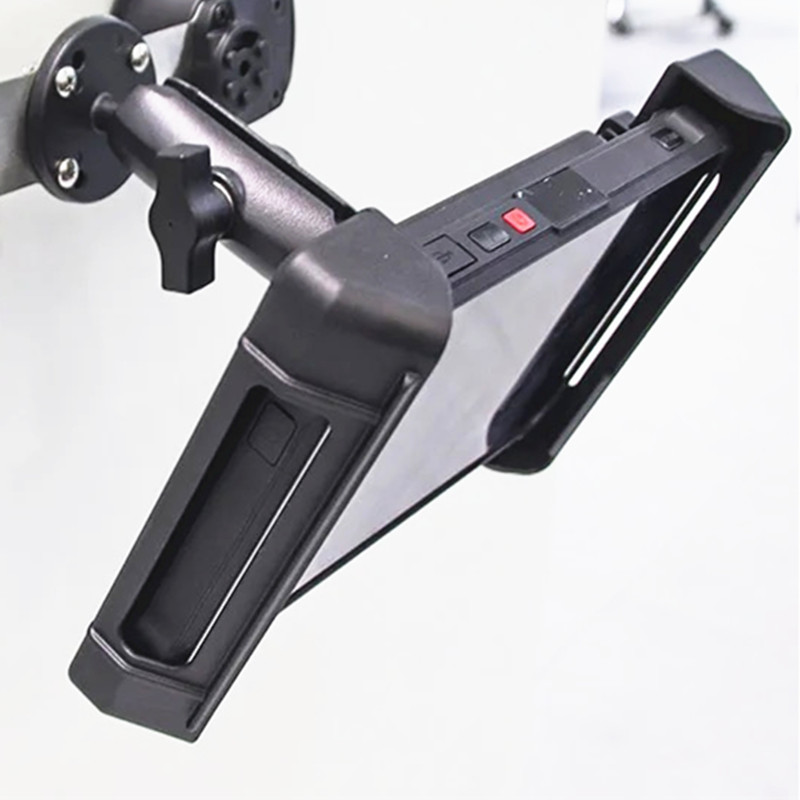 トリプル/デュアル吸盤タブレットマウント、7～8インチの耐風 - Tablet Car Accessories のレビューと価格