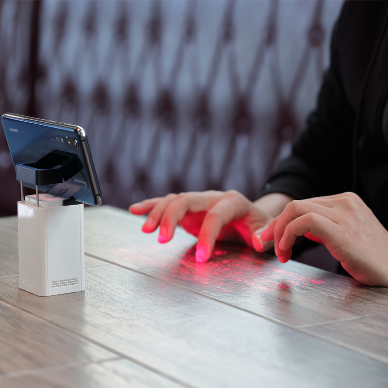レーザー投影仮想キーボード電話 Bluetooth 3.0  - Bluetooth Trackpad のレビューと価格